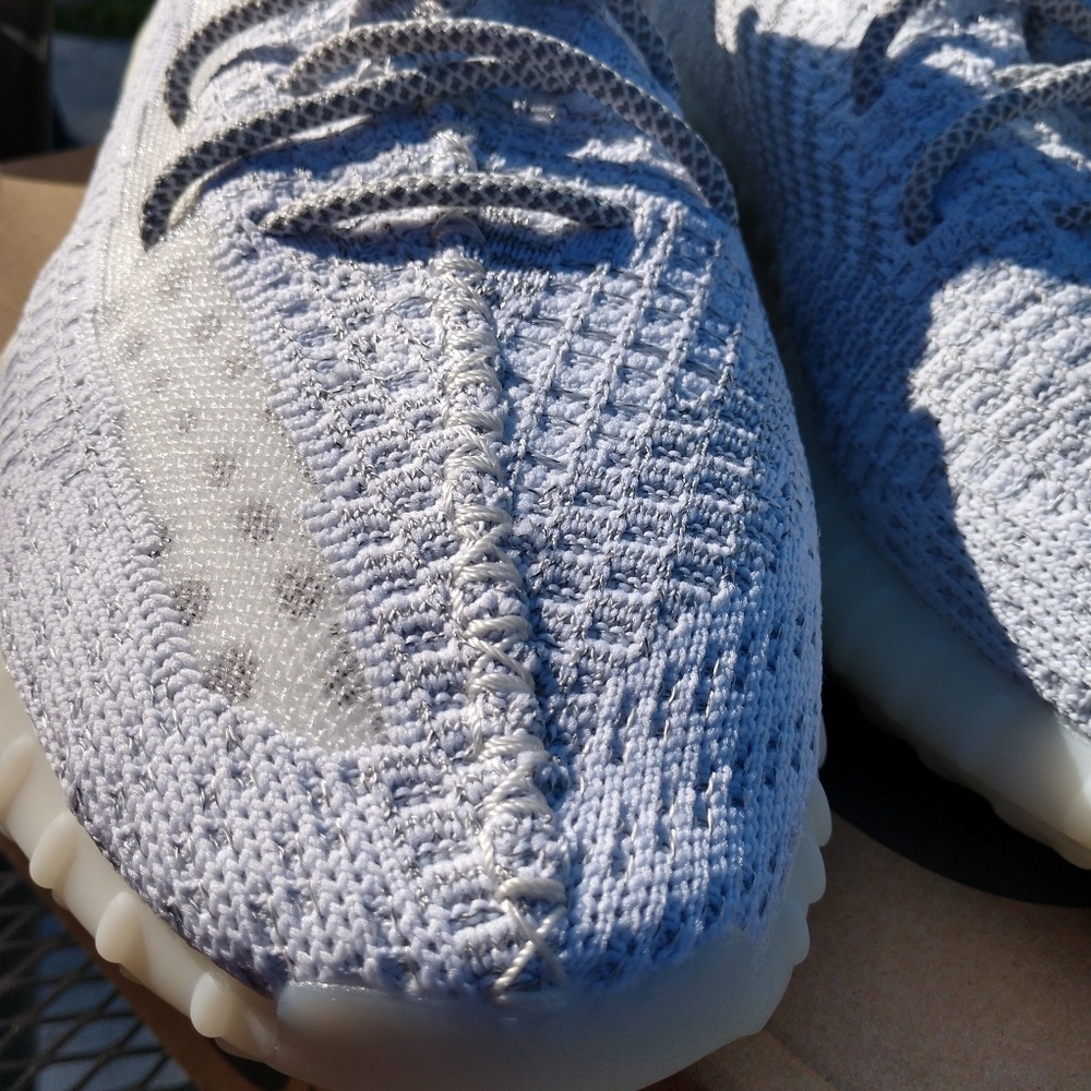Yeezy Static Reflective - Picture 2 of 7